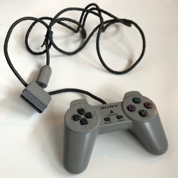 Original Sony PlayStation Wired Controller - Picture 5 of 5